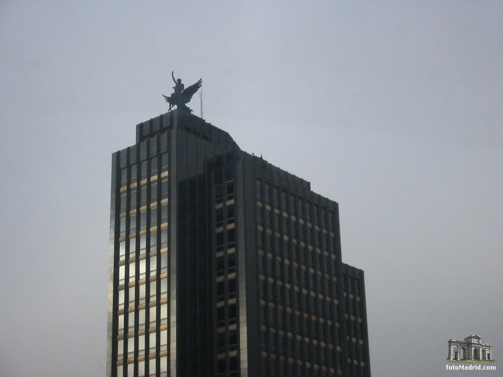 Edificio La Unin y el Fnix