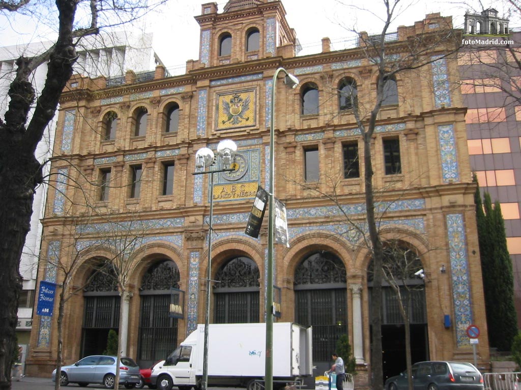 ABC Serrano. Edificio de Blanco y Negro