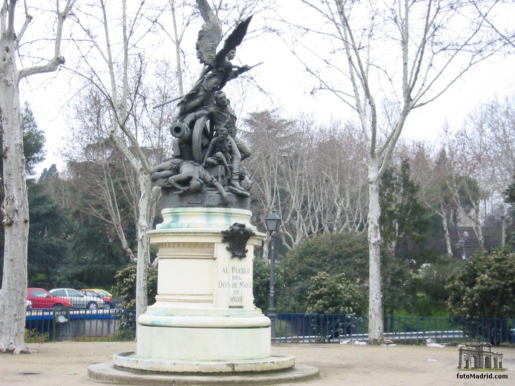 Monumento al Pueblo del 2 de Mayo