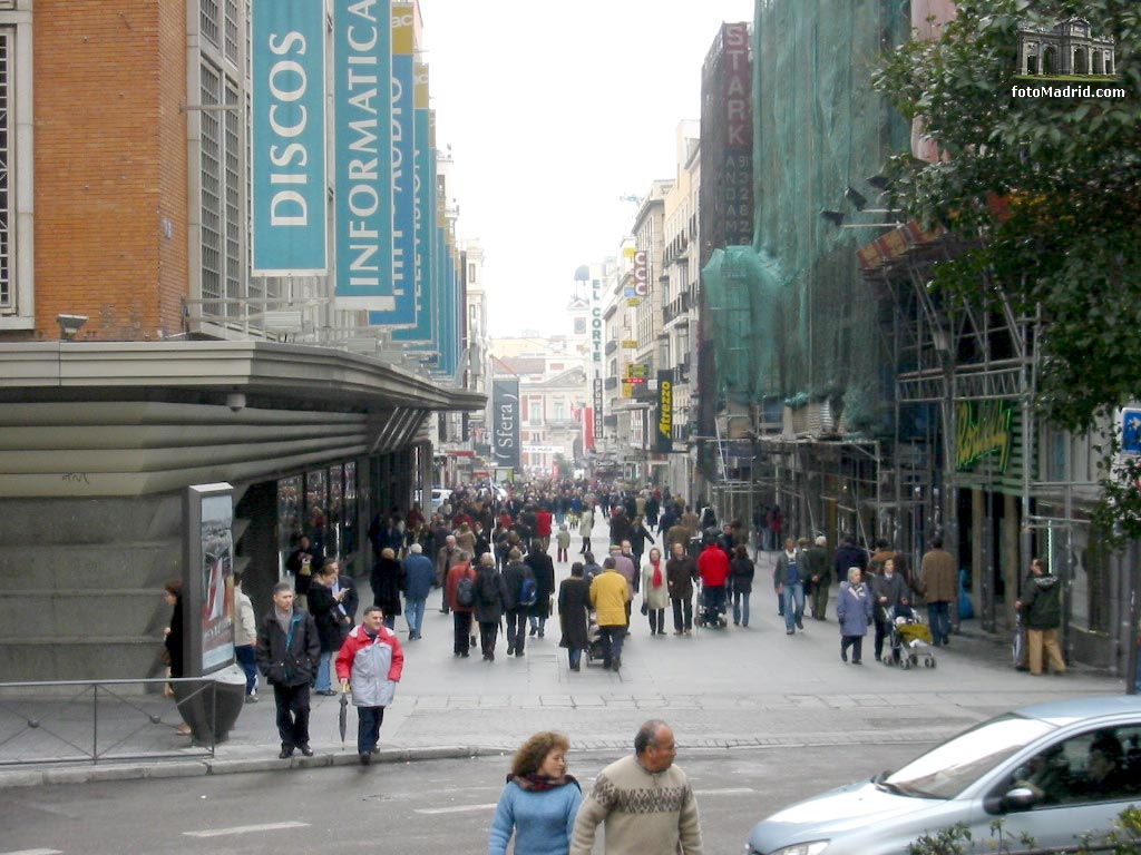 Calle Preciados