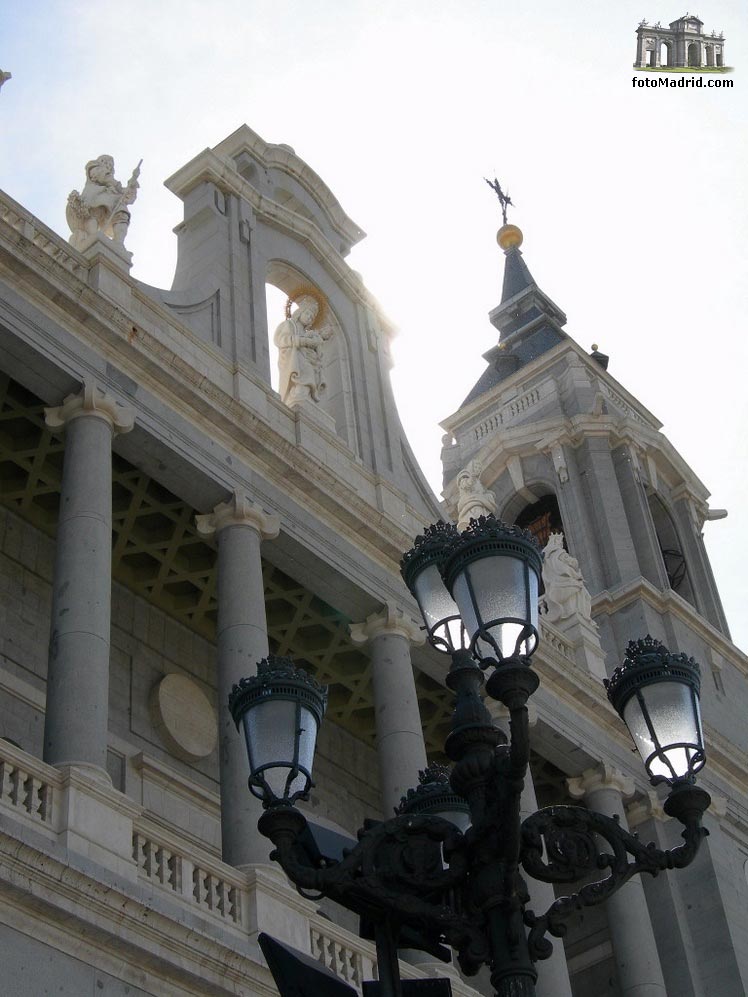 Luz Divina (Catedral de la Almudena)