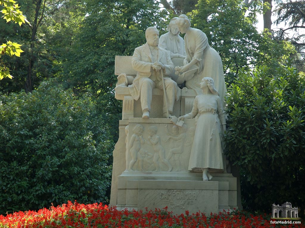 Monumento a Ramn de Campoamor