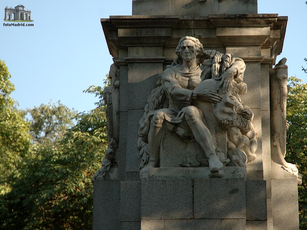 Monumento a Cuba. Cristobal Coln