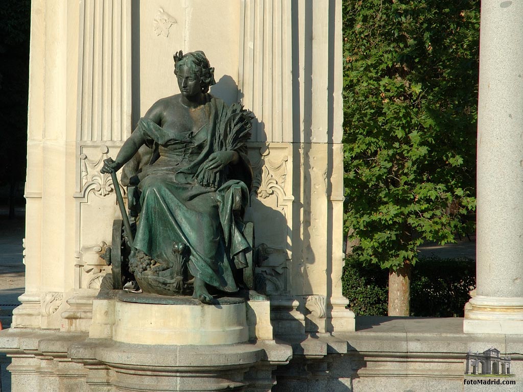 La Agricultura. Monumento a Alfonso XII