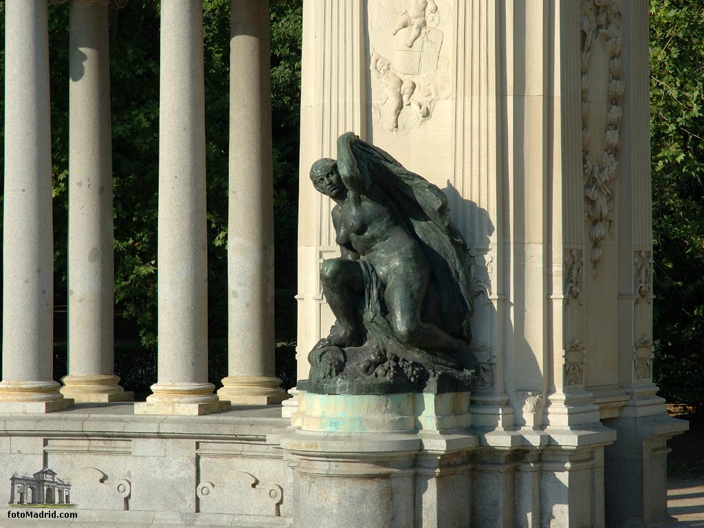 Monumento a Alfonso XII