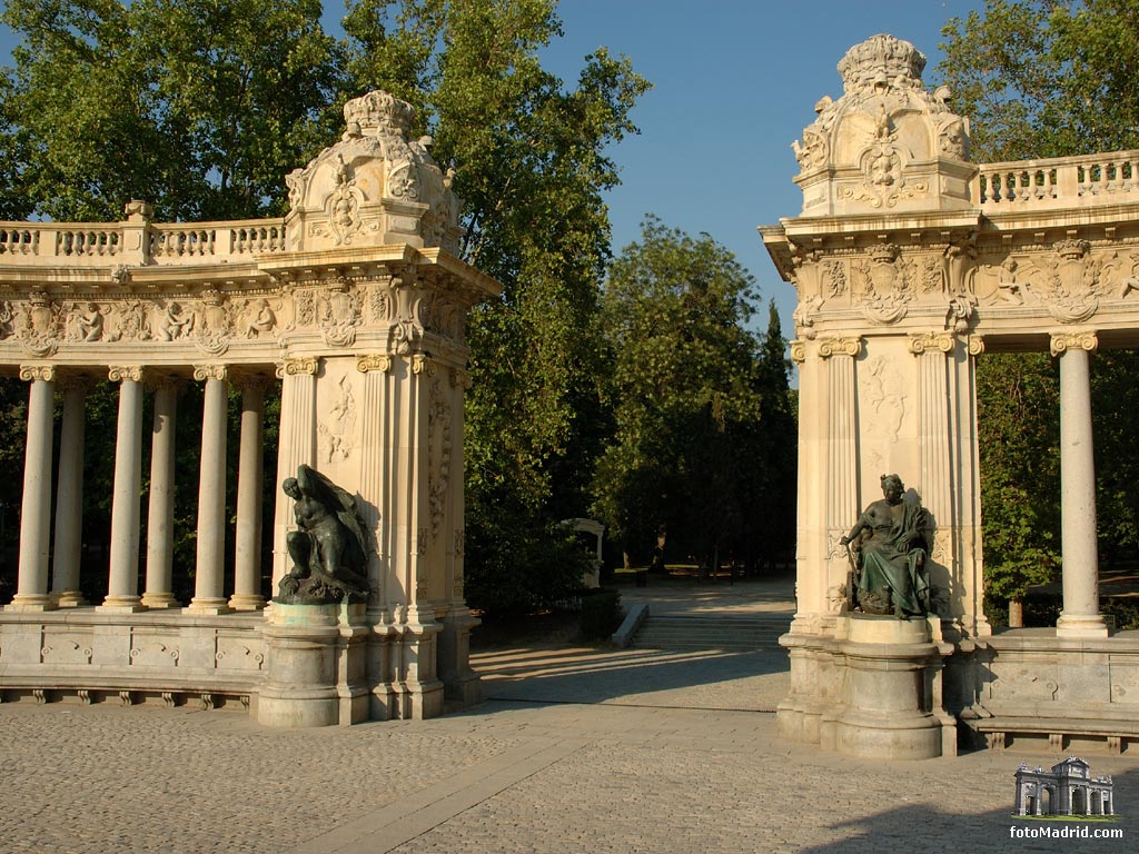 Monumento a Alfonso XII