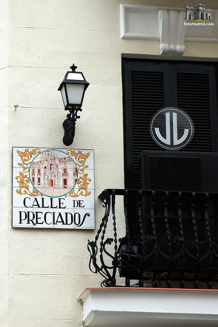 Calle de Preciados