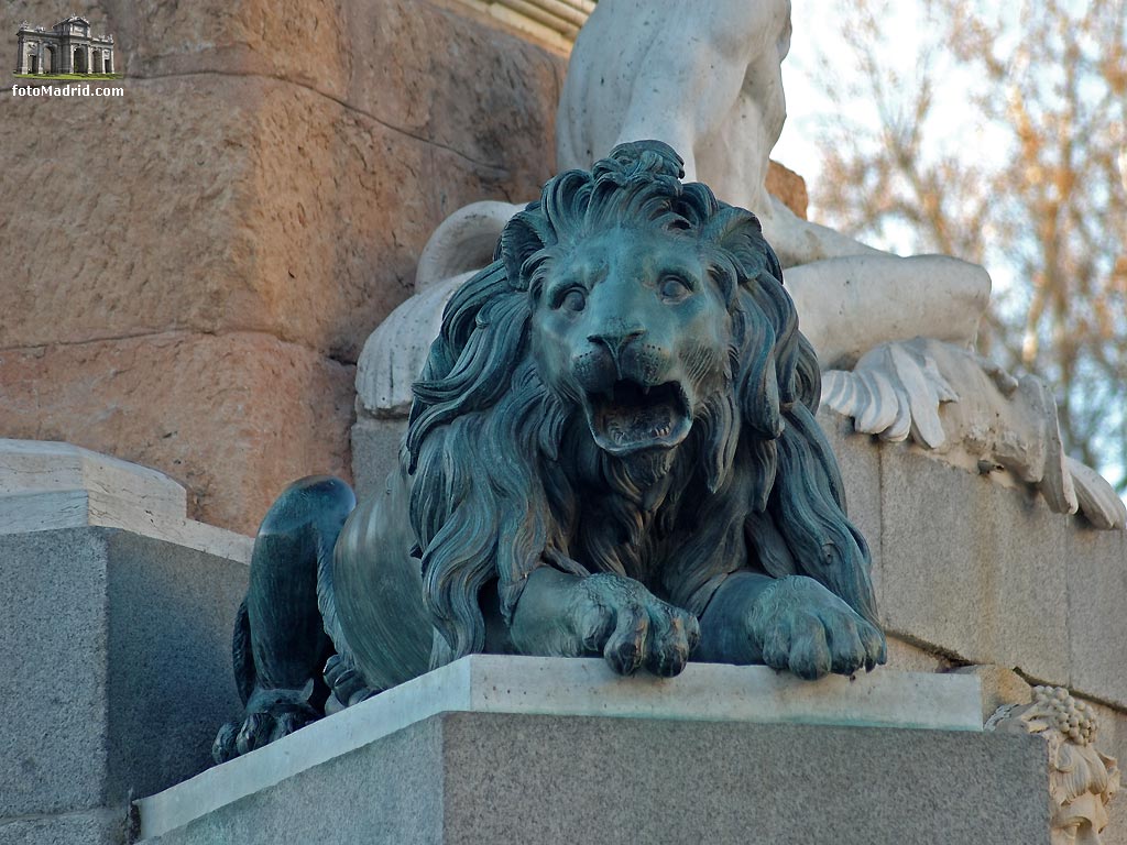 Detalle del monumento a Felipe IV