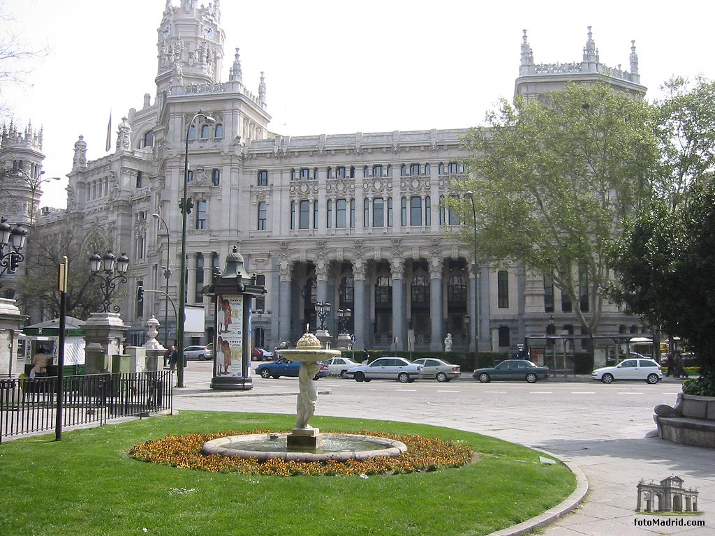 Paseo del Prado y Palacio de Comunicaciones