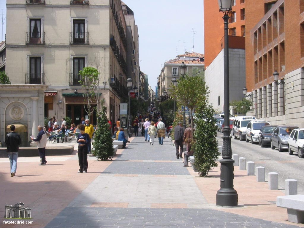 Calle Huertas. Plaza Platera Martnez