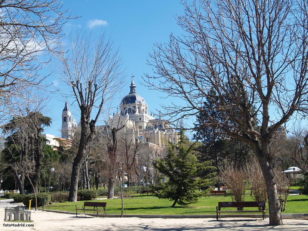 La Almudena. Parque de Atenas