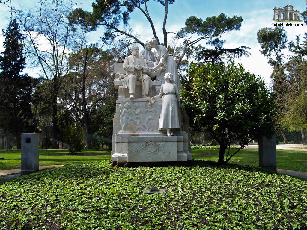 Monumento a Ramn de Campoamor