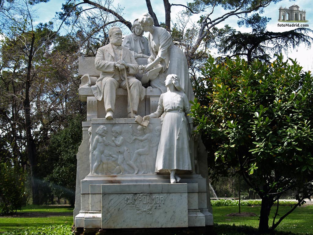 Monumento a Ramn de Campoamor