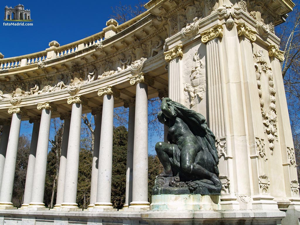 Monumento a Alfonso XII