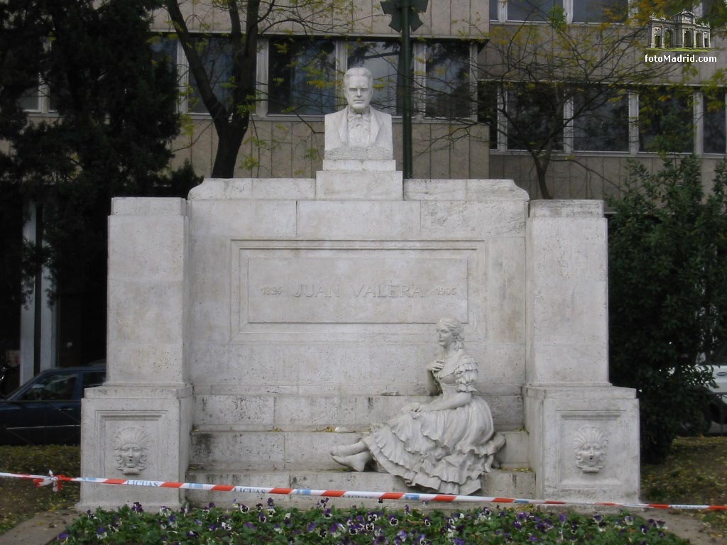 Monumento Juan Valera