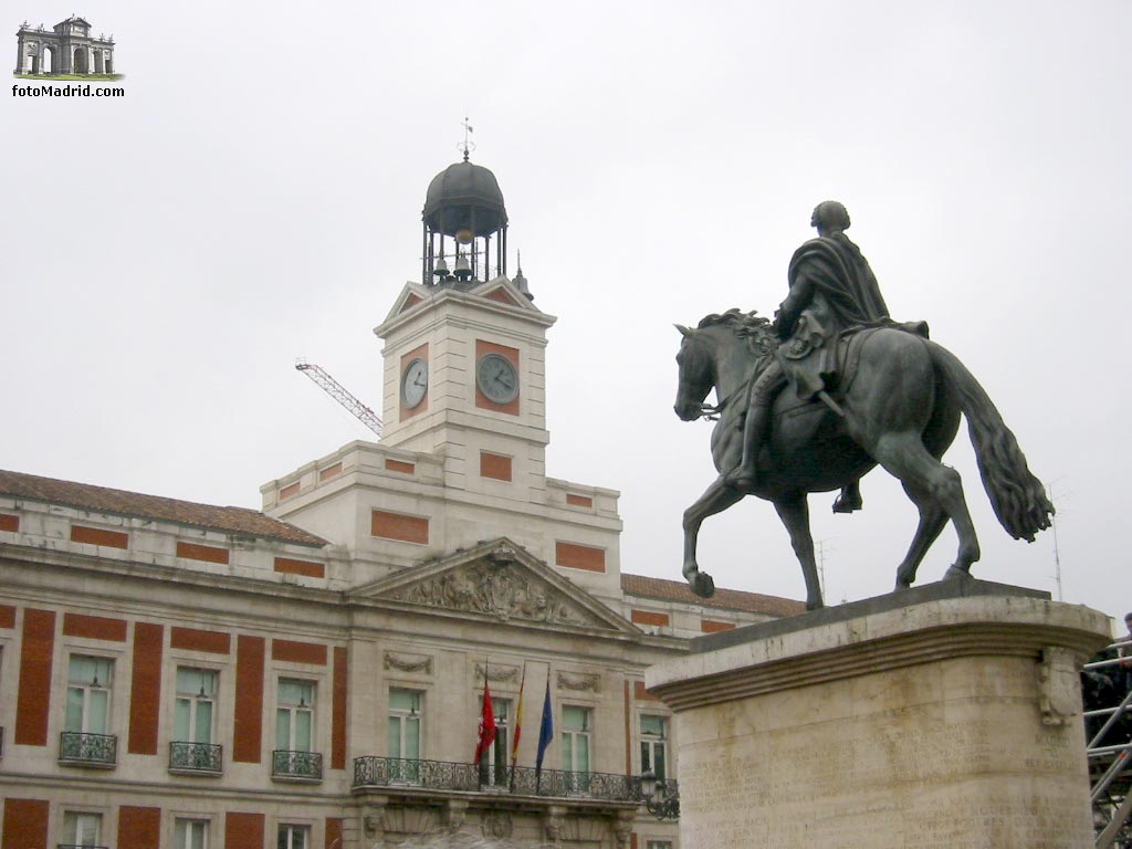 Estatua Carlos III-Puerta del Sol