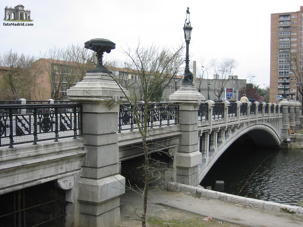 Puente de la Reina Victoria