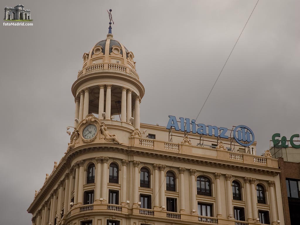 Compaa Adritica de Seguros