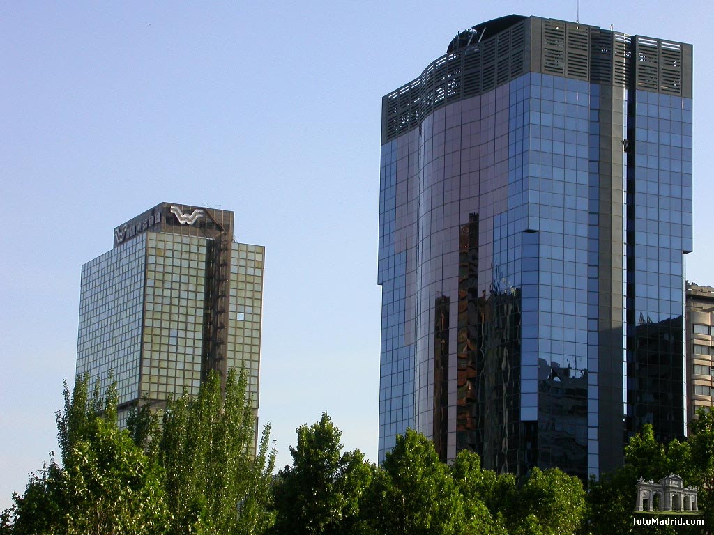 Edificio Windsor y Torre Mahou