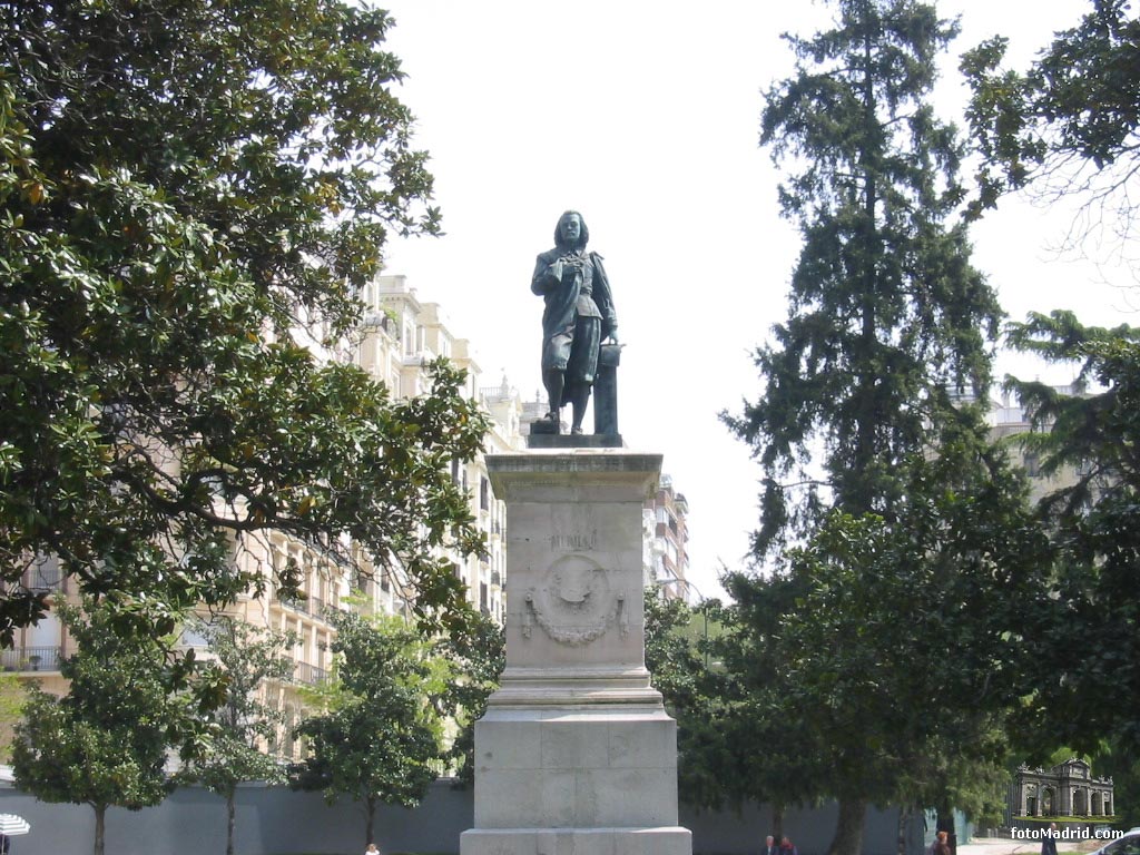 Estatua de Murillo