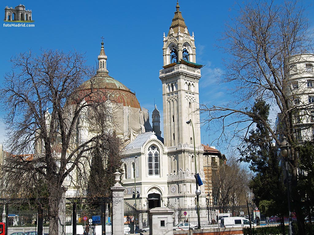 Iglesia de San Manuel y San Benito