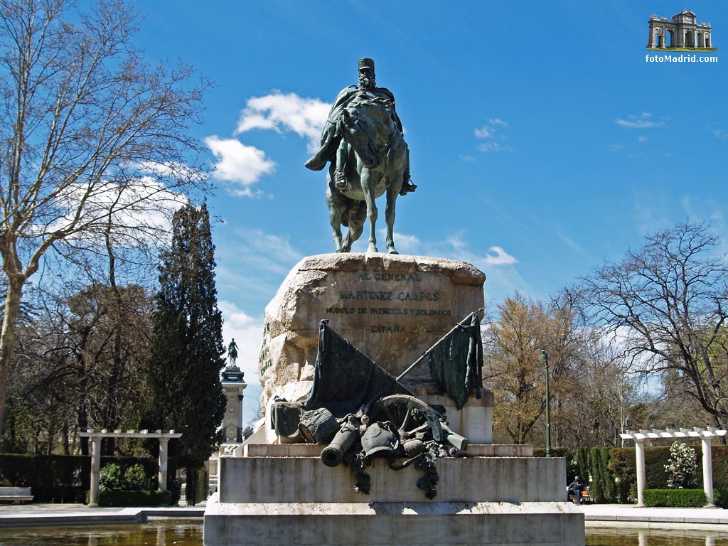 Monumento al general Mart�nez Campos