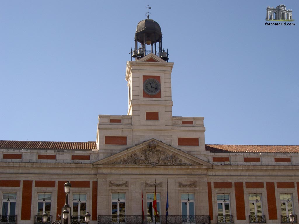 Casa de Correos, Puerta del Sol